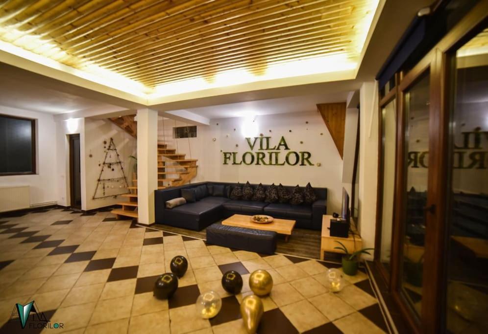 Vila Florilor Buşteni Εξωτερικό φωτογραφία